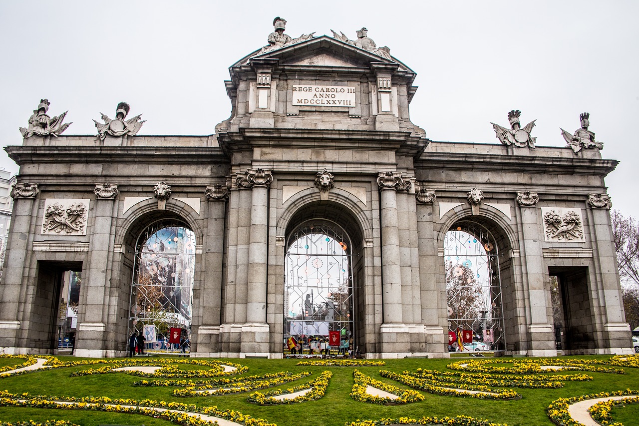 Puerta De Alcala, Madride, Paminklas, Madride Centras, Ispanija, Turizmas, Architektūra, Miesto, Arkos, Nemokamos Nuotraukos