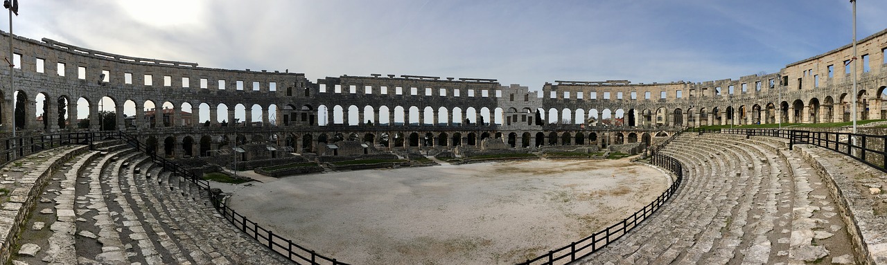 Pula, Amfiteatras, Miestas, Panorama, Lankytinos Vietos, Romėnų, Kroatija, Arena, Istria, Sugadinti