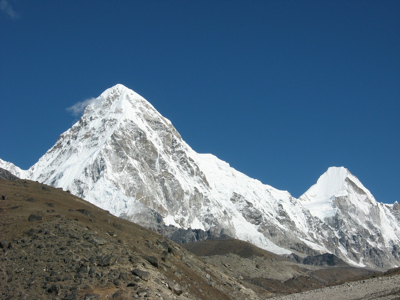 Pumori, Himalaja, Everest Trek, Kalnas, Sniegas, Kraštovaizdis, Kalnai, Vaizdingas, Nepalas, Nemokamos Nuotraukos