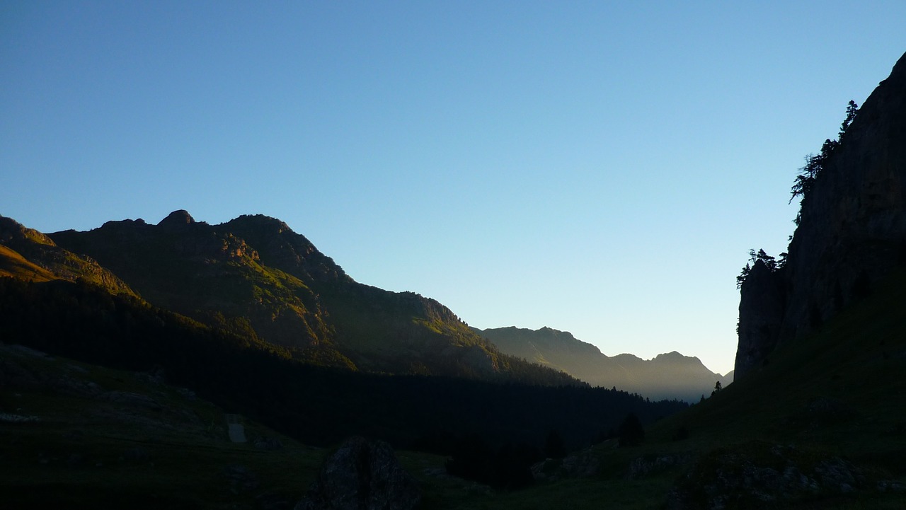 Pyrénées, France, Saulės Kilimas, Kalnas, Nemokamos Nuotraukos,  Nemokama Licenzija