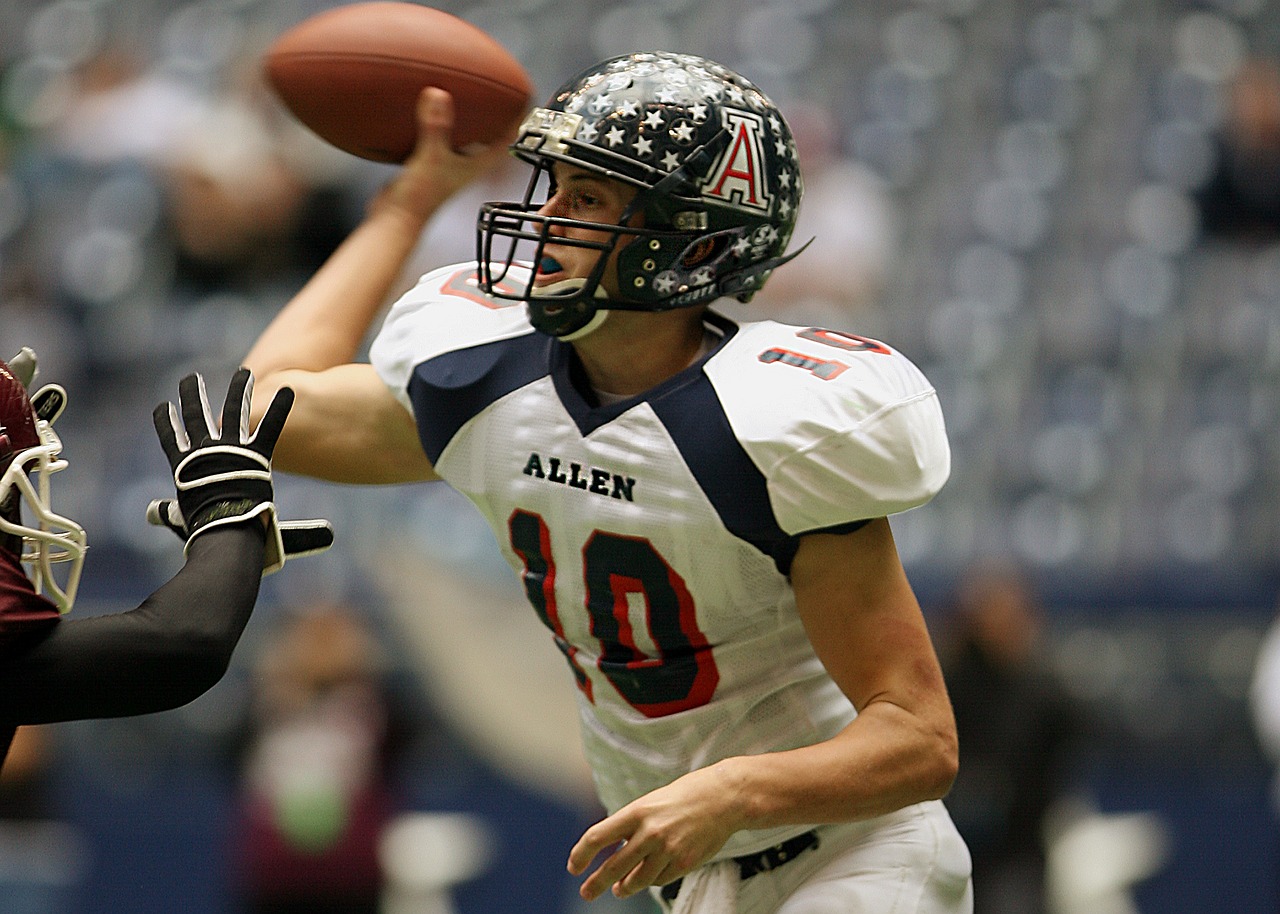 Quarterback, Praeina, Veiksmas, Futbolas, Amerikietis, Žaidimas, Gynėjas, Baisus, Sportas, Rutulys