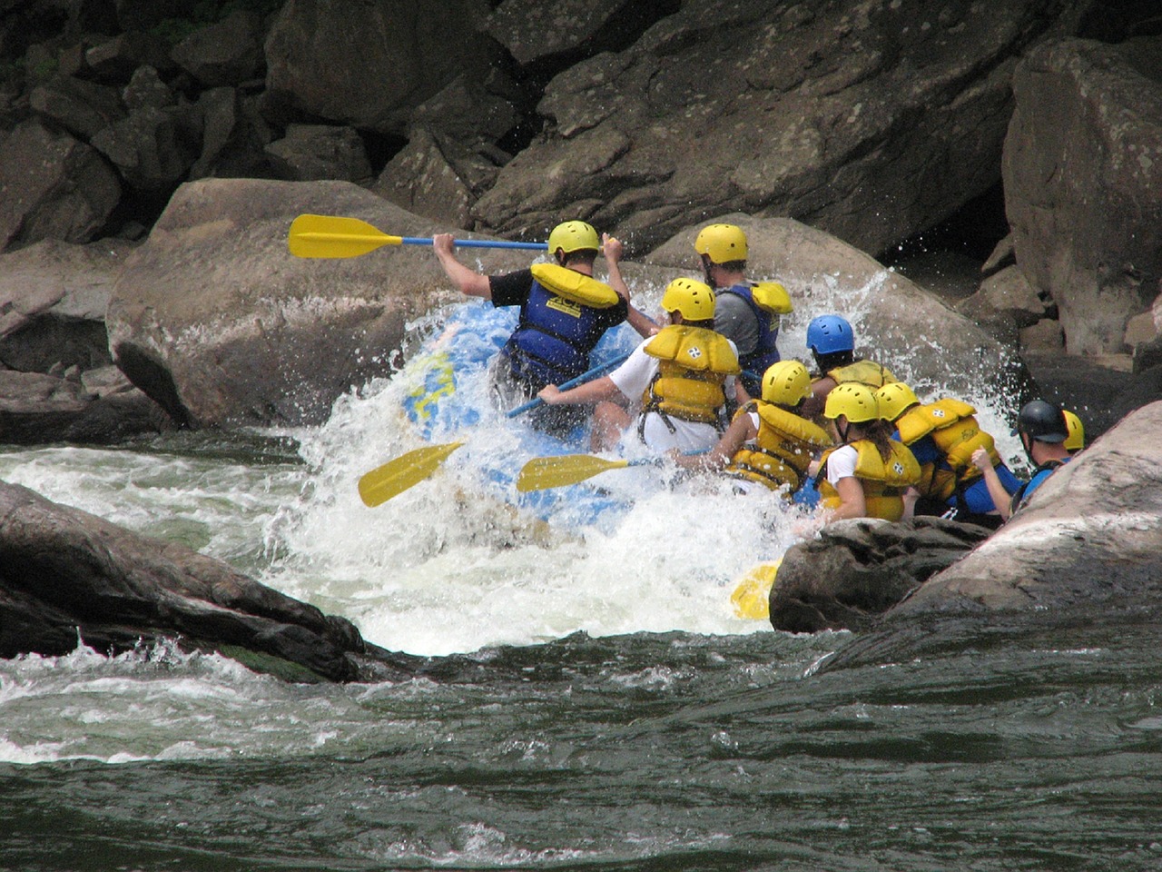 Rafting, Slenksčiai, Upė, Vanduo, Sportas, Kraštovaizdis, Baltas Vanduo, Plūdė, Irklas, Komandinis Darbas