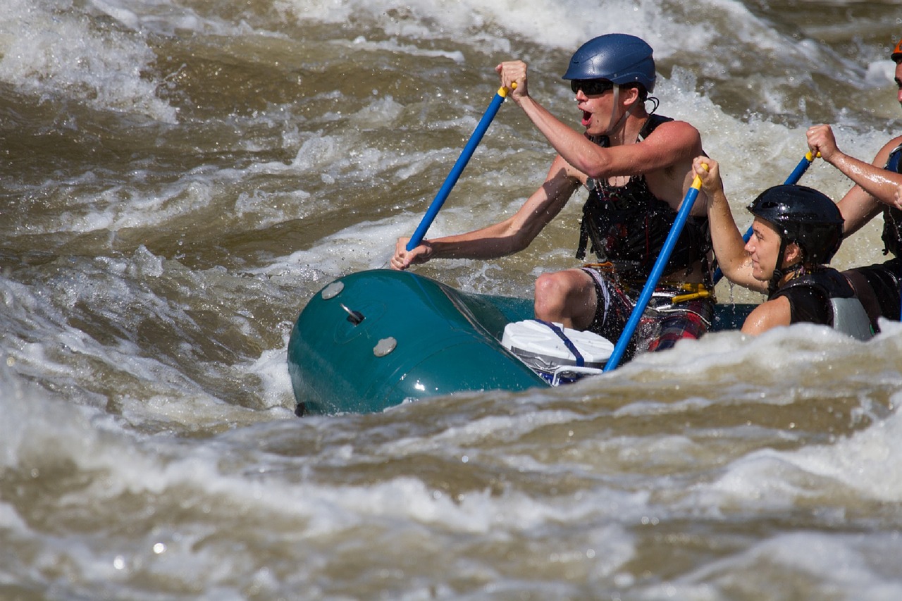 Rafting, Slenksčiai, Upė, Vanduo, Sportas, Kraštovaizdis, Baltas Vanduo, Plūdė, Irklas, Komandinis Darbas