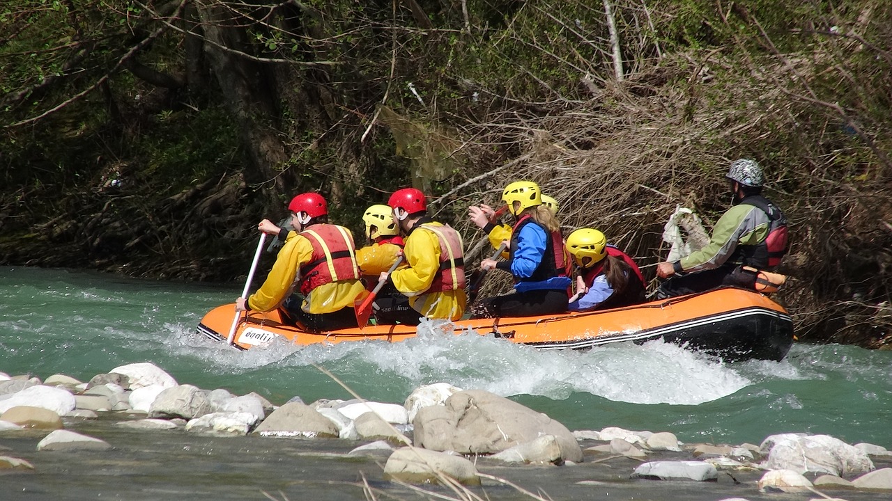 Rafting, Baltas Vanduo, Upė, Slenksčiai, Guminė Valtis, Nuotykis, Kruizas, Nemokamos Nuotraukos,  Nemokama Licenzija