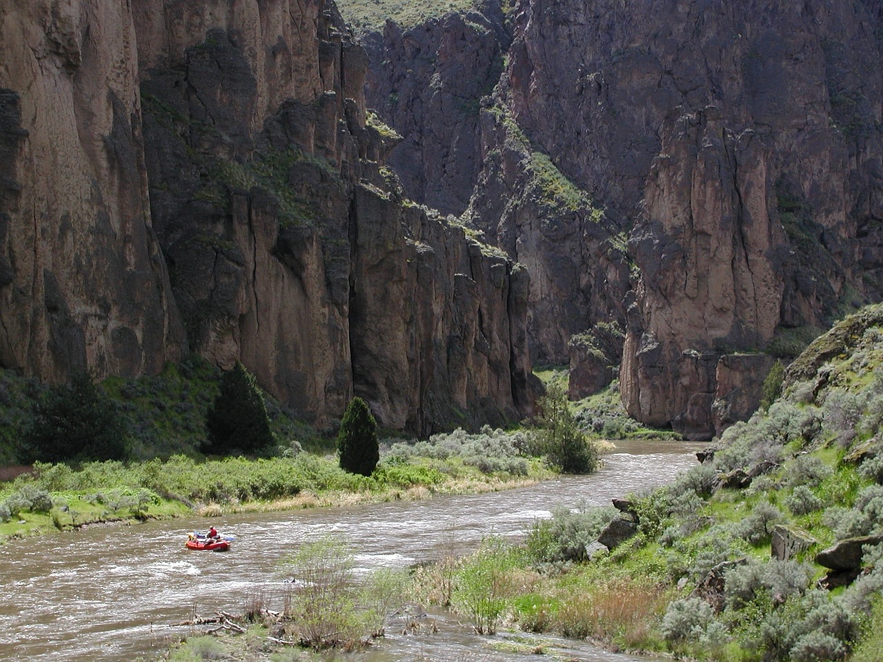 Rafting,  Upė,  Nuotykis,  Kanjonas,  Lauke,  Baltas Vanduo,  Kraštovaizdis,  Komandinis Darbas,  Plūdė,  Irklas