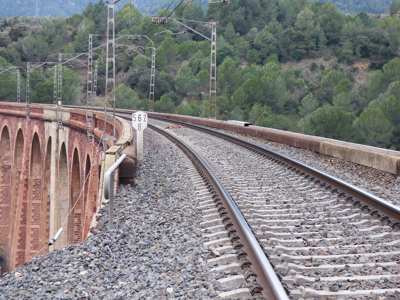 Geležinkelis, Per, Traukinys, Viadukas, Arkos, Geležinkelis, Nemokamos Nuotraukos,  Nemokama Licenzija