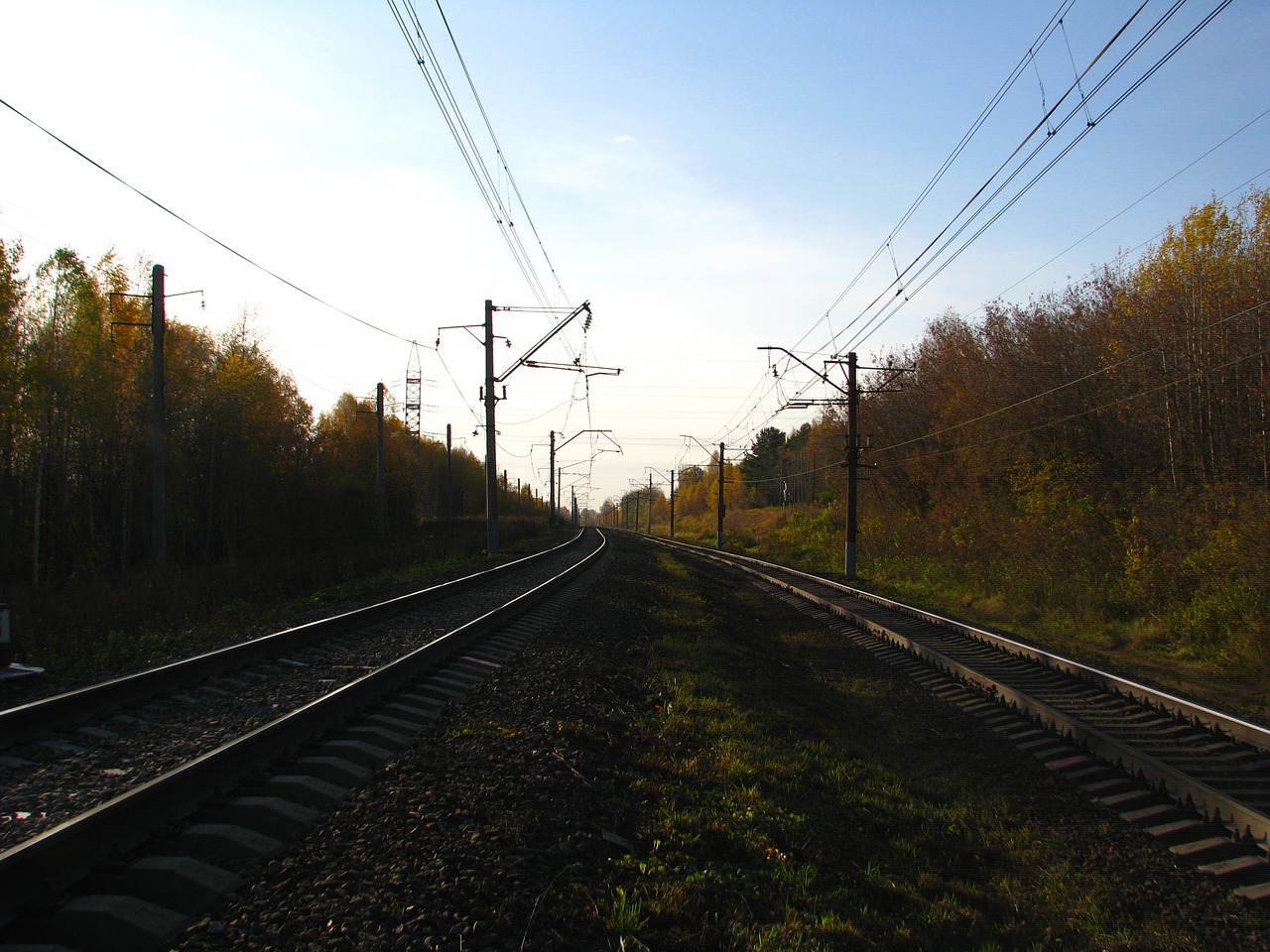 Geležinkelis, Bėgiai, Būdas, Ruduo, Pabėgiai, Traukinys, Judėjimas, Elektrinis Traukinys, Kompozicija, Lokomotyvas