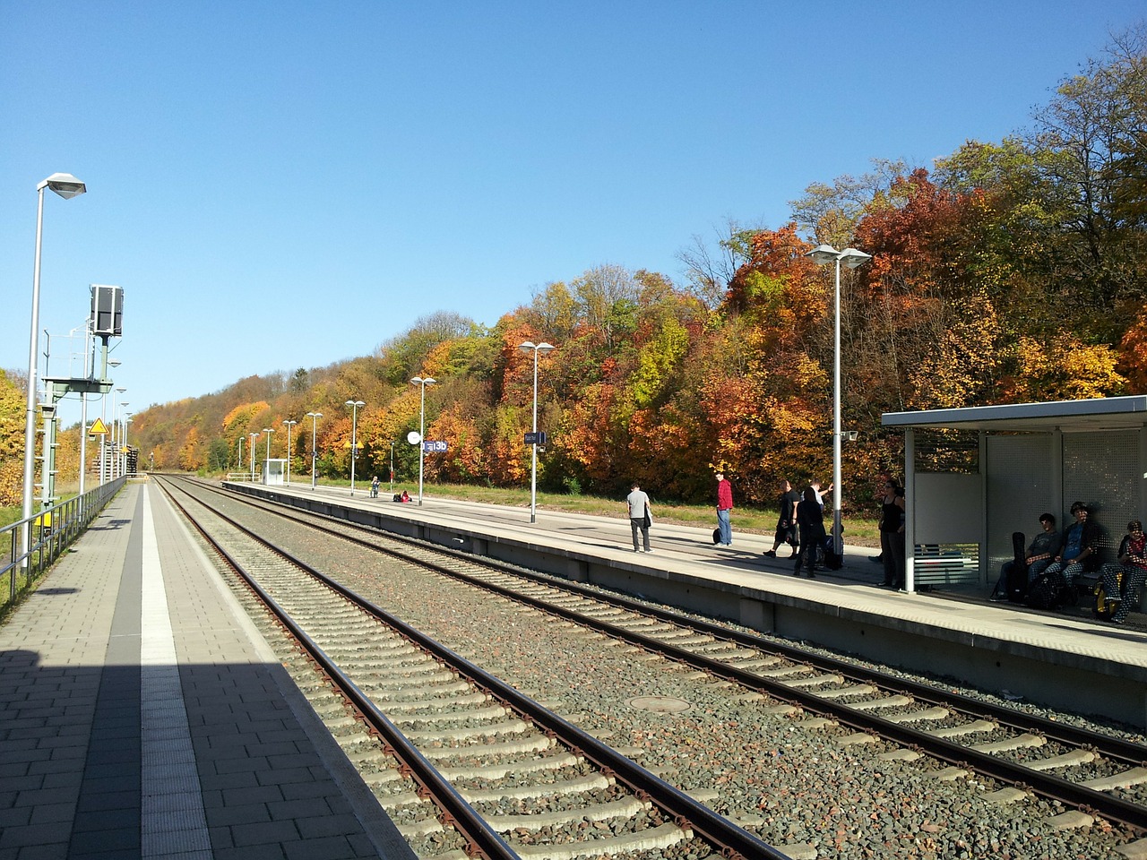 Traukinių Stotis, Platforma, Geležinkelio Bėgiai, Nemokamos Nuotraukos,  Nemokama Licenzija