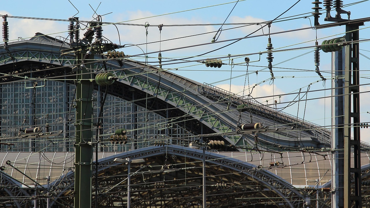 Traukinių Stotis, Traukinys, Technologija, Maitinimas, Bundesbahn, Geležinkelių Transportas, Tinklas, Signalai, Nemokamos Nuotraukos,  Nemokama Licenzija