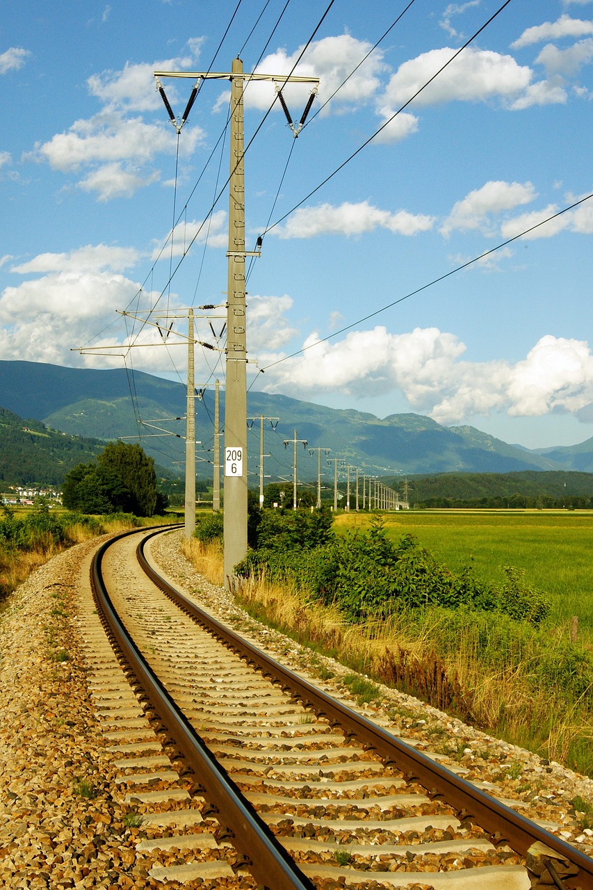 Geležinkelio Bėgiai, Traukinys, Geležinkelis, Geležinkelių Transportas, Geležinkelis, Geležinkelio Bėgiai, Kontaktinis Tinklas, Nemokamos Nuotraukos,  Nemokama Licenzija