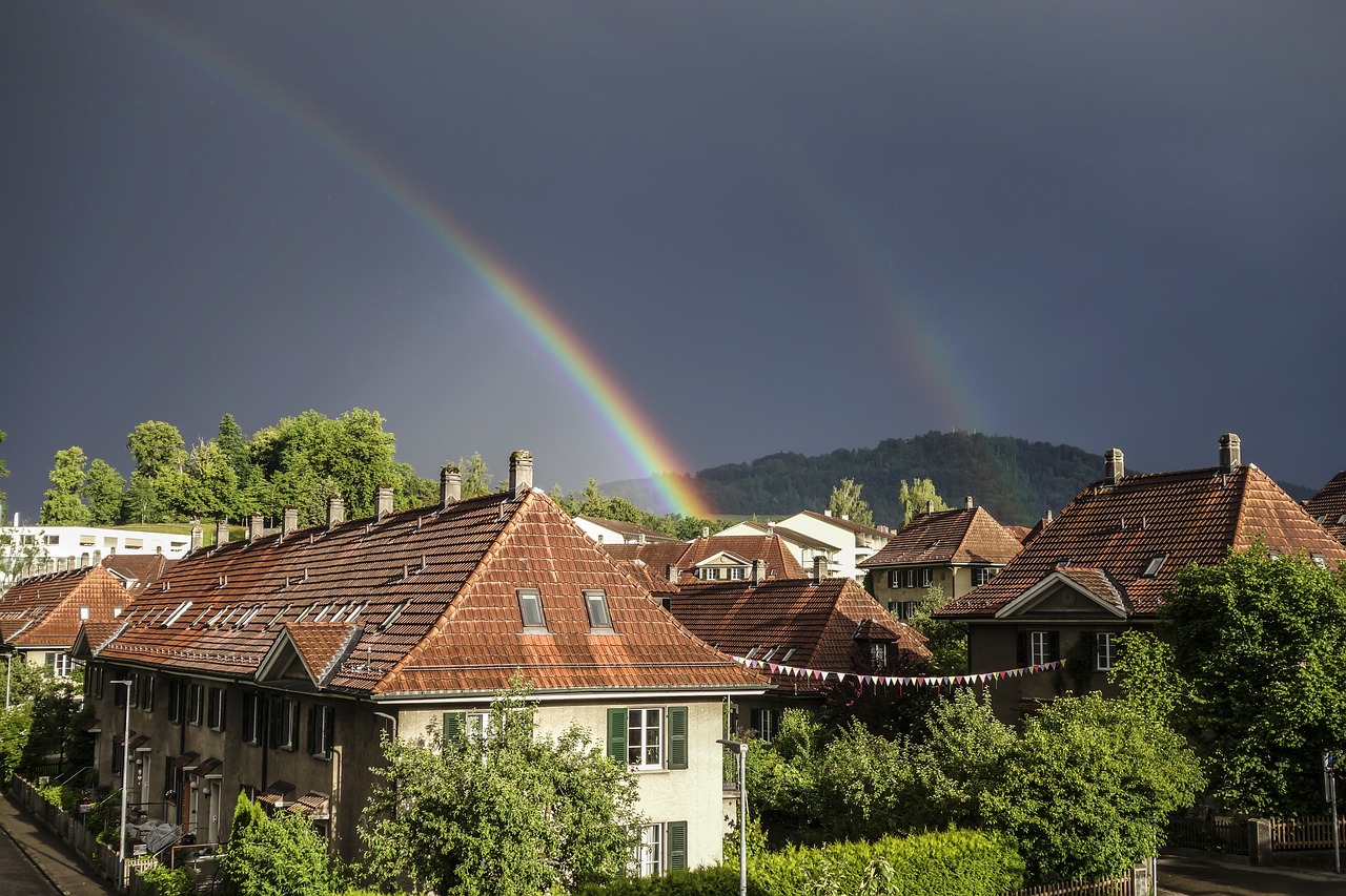 Vaivorykštė, Namai, Bern, Debesys, Spalvinga, Lietus, Įspūdingas, Miestas, Saulės Šviesa, Vaivorykštės Spalvos