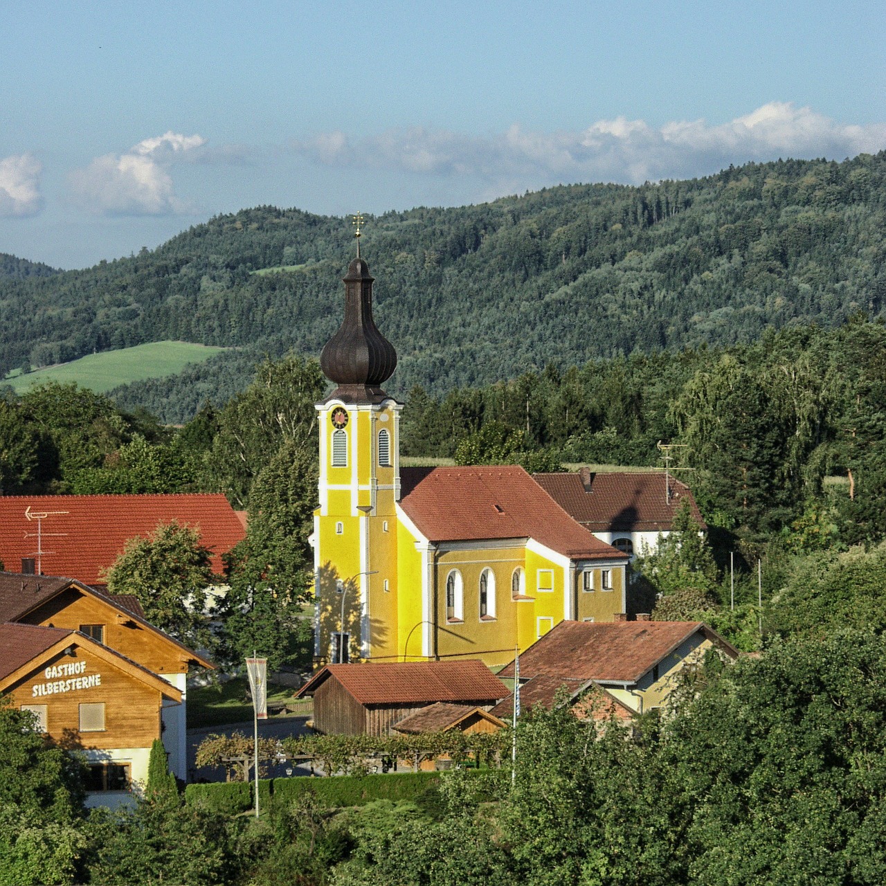 Rattiszell, Vokietija, Kraštovaizdis, Vaizdingas, Miestas, Kaimas, Pastatai, Bažnyčia, Architektūra, Dangus