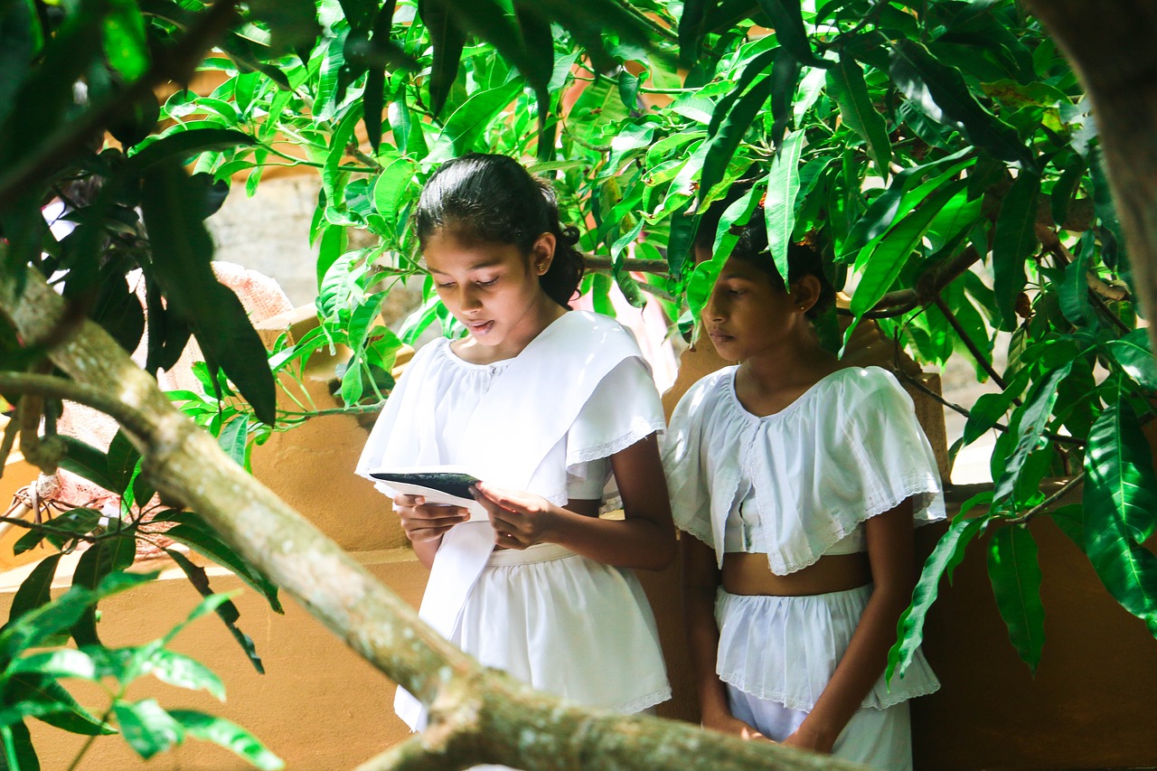 Skaitymas, Šri Lanka, Vaikai, Mergaitės, Nemokamos Nuotraukos,  Nemokama Licenzija