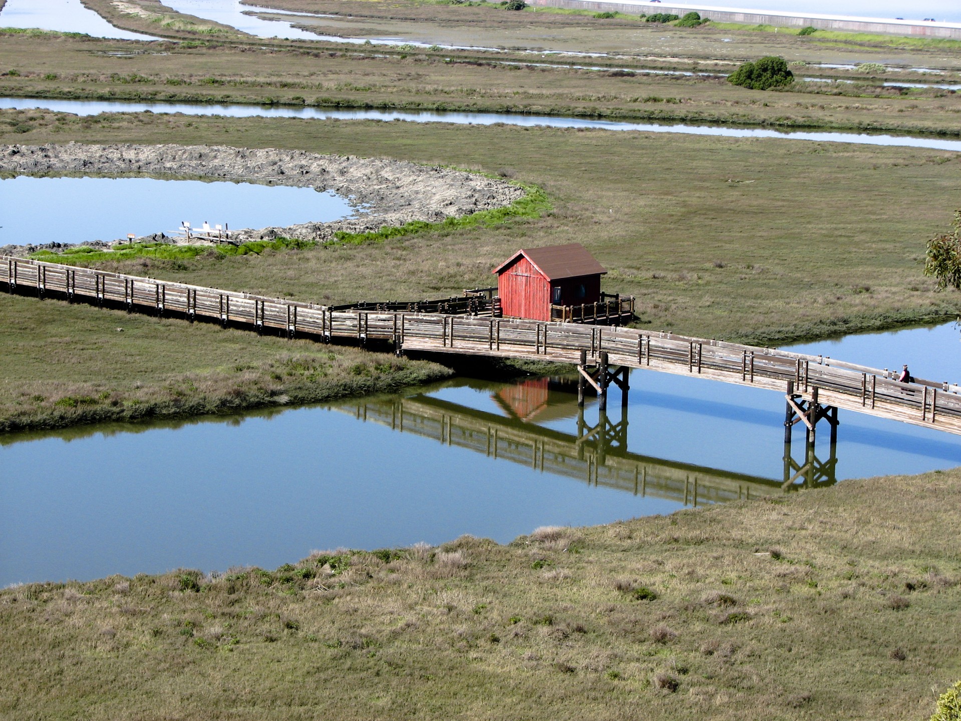 Estuarija,  Raudona,  Pastatas,  Pelkė,  Vaizdingas,  Vaizdas,  Erdvė,  Raudonas Mėlynas Vanduo, Nemokamos Nuotraukos,  Nemokama Licenzija