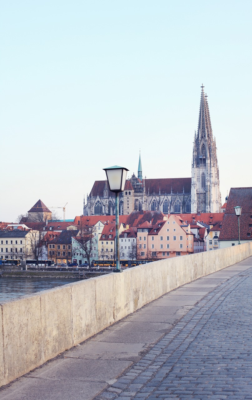 Regensburgas, Tiltas, Danube, Miestas, Vokietija, Miesto Kelionė, Upė, Bokštas, Istoriškai, Orientyras