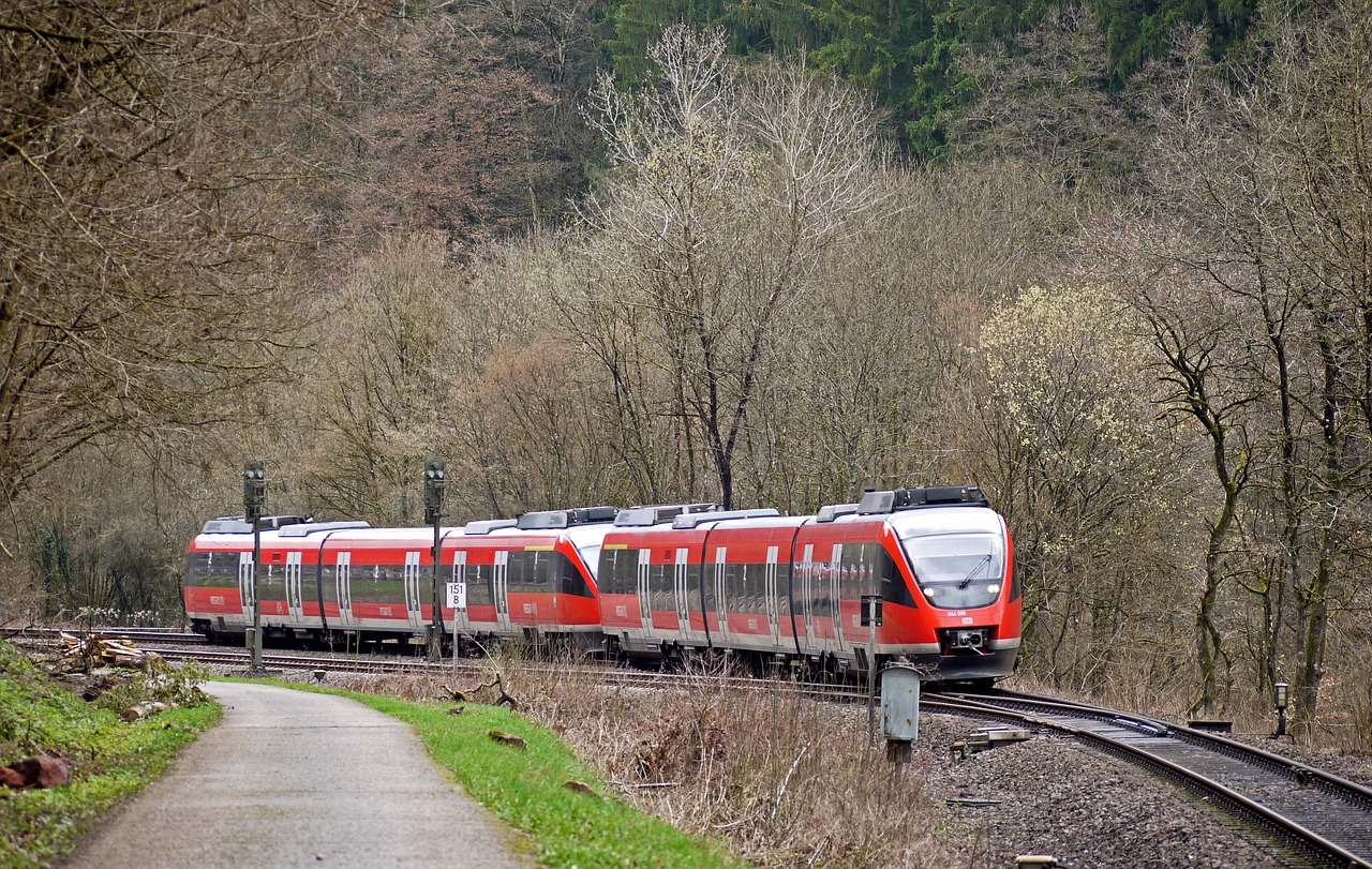 Regioninis Traukinys, Eifel, Kylltal, Siauras Slėnis, Trier - Kelnas, Dyzelinis Vagonas, Dvigubas Vienetas, Br644, Br 644, Ankstyvas Pavasaris