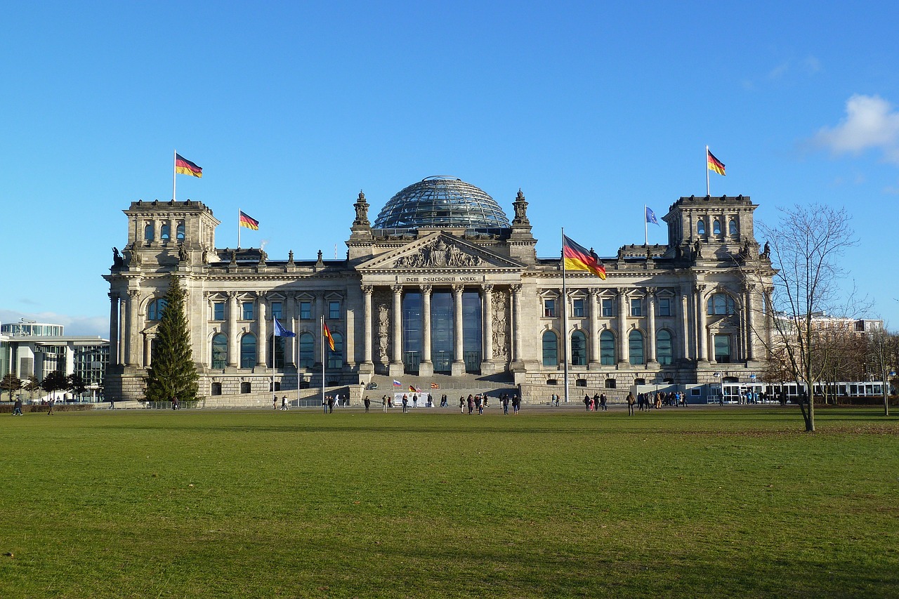 Reichstago Pastatas, Berlynas, Kapitalas, Lankytinos Vietos, Vokietija, Turistų Atrakcijos, Nemokamos Nuotraukos,  Nemokama Licenzija