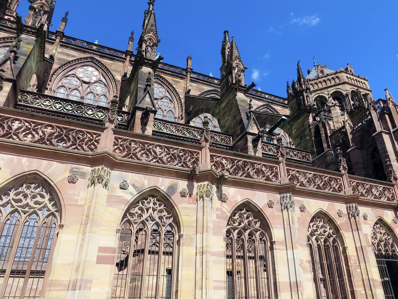 Strasbourg, Alsace, Katedra, Langai, Skraidančios Stiprios, Pinnacles, Fasadas, Religinis, Gotika, Nemokamos Nuotraukos