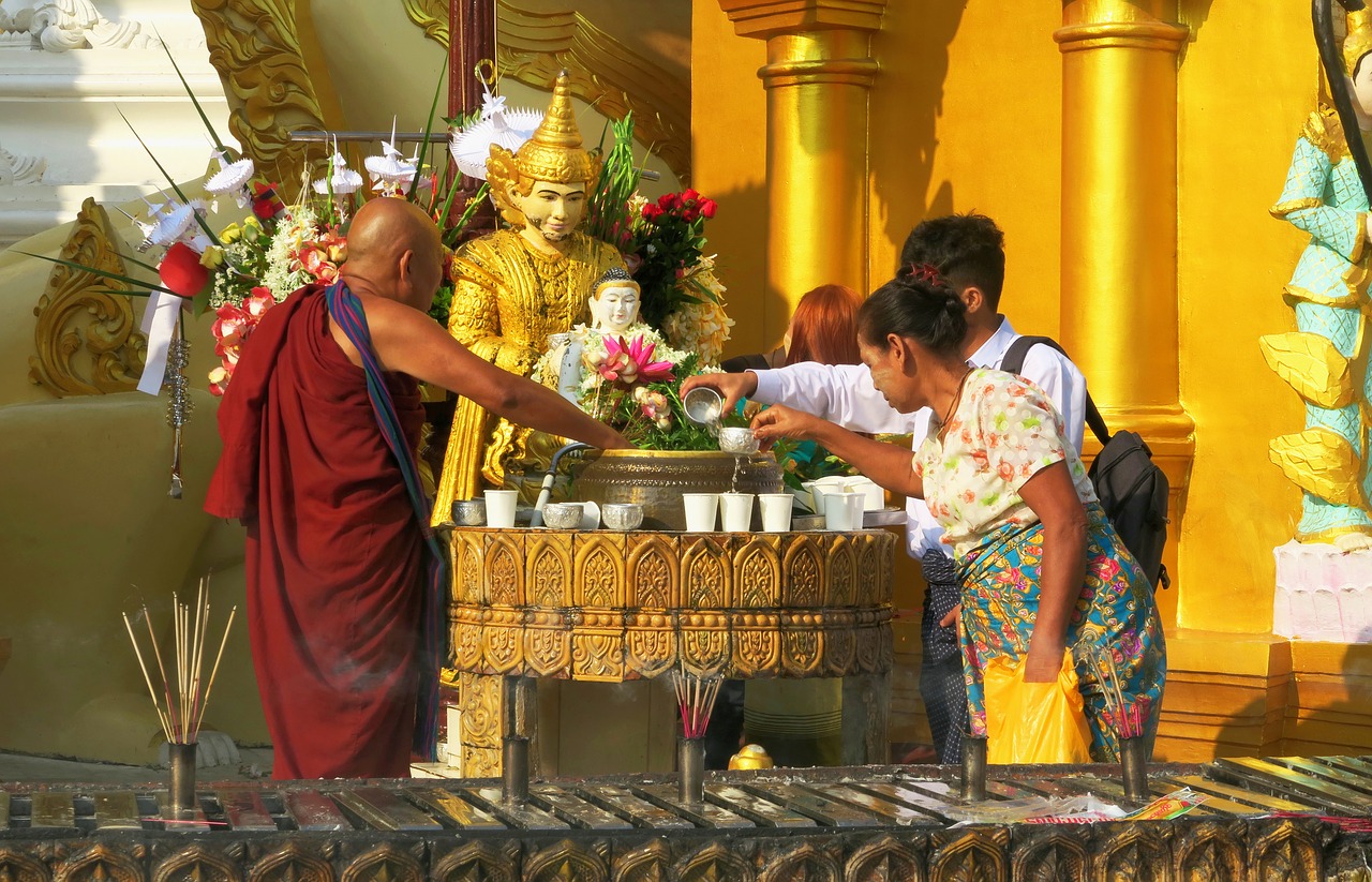 Religija,  Žmonės,  Lauke,  Kelionė,  Miestas,  Shwedagon Pagoda,  Shwedagon,  Pagoda,  Šventykla,  Vanduo