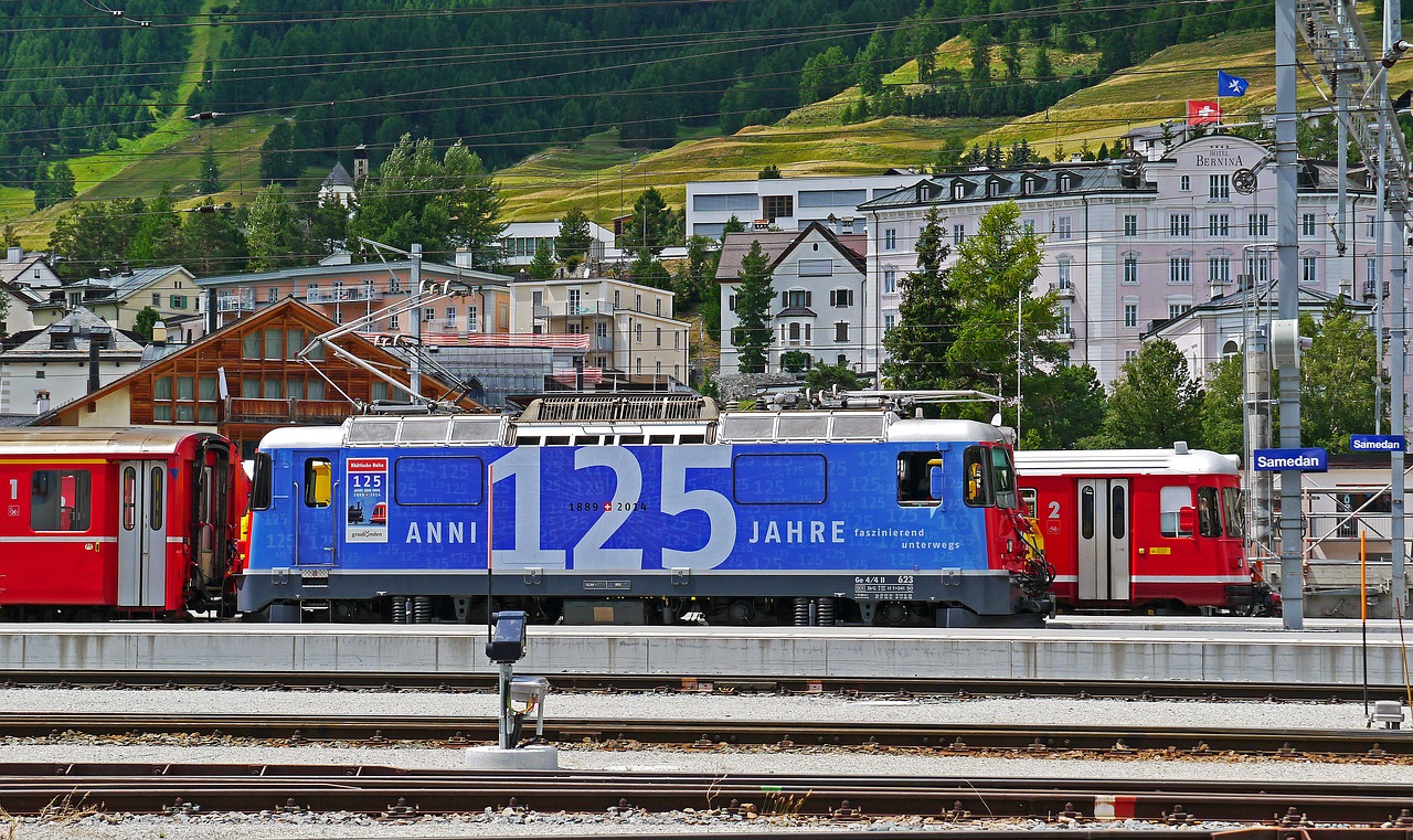 Rhaetian Geležinkeliai, Šveicarija, Jubiliejus, 125 Metai, Jubiläumslok, Traukinių Stotis, Samedanas, Geležinkelis, Rhb, Metro Takelis