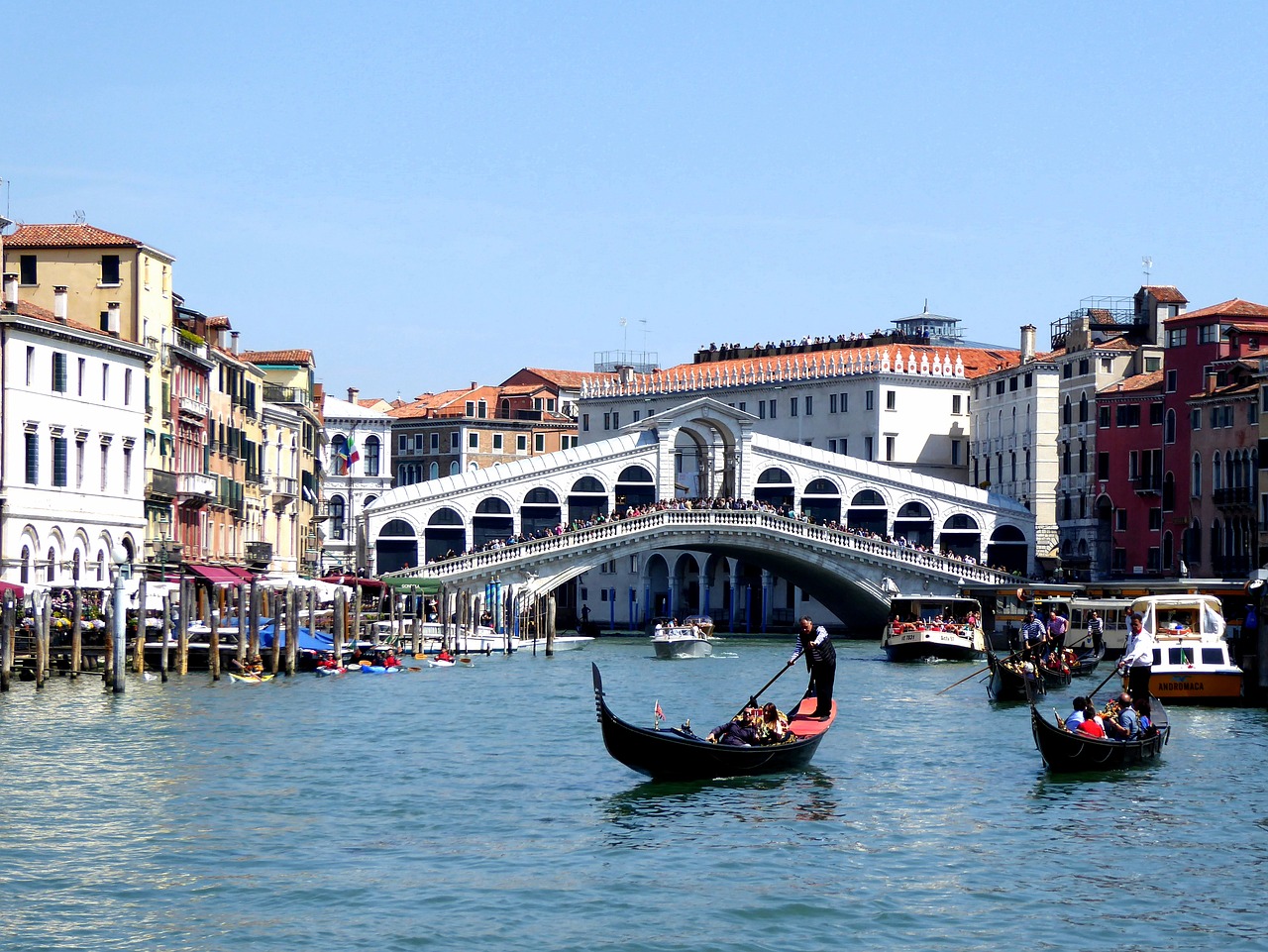 Rialto Tiltas, Kanalo Grande, Gondola, Italy, Istoriškai, Architektūra, Romantiškas, Nemokamos Nuotraukos,  Nemokama Licenzija