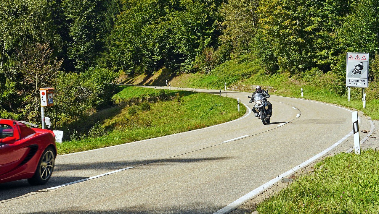 Važiuoti Motociklu, Sportiškas, Schwarzwaldhochstraße, B500, Kreivė, Avarinis Telefonas, Warnschild, Baiersbronn, Freudenstadt, Šiaurinis Juodas Miškas