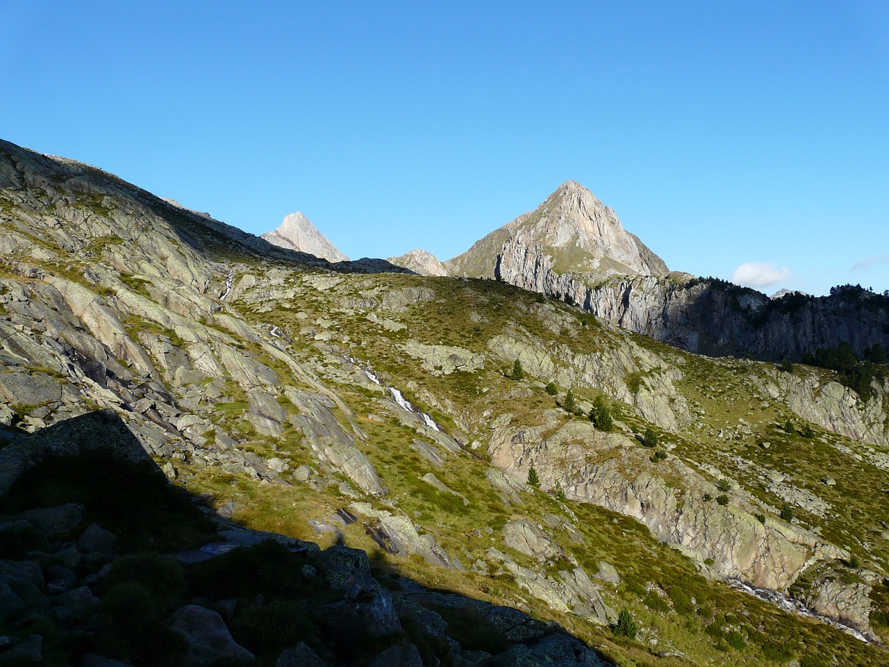 Pakilti, Pico De Paderna, Pirėnai, Refugio De La Renclusa, Alpių, Aukščiausiojo Lygio Susitikimas, Kalnų Viršūnių Susitikimas, Ryto Saulė, Žygiai, Žygis