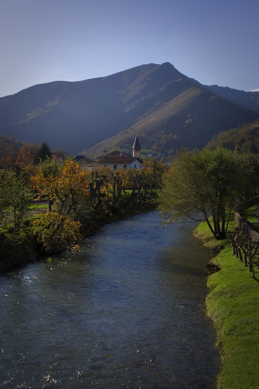 Upė, Kalnas, Kraštovaizdis, Gamta, Baigorri, Vanduo, Šalis, Bažnyčia, Nemokamos Nuotraukos,  Nemokama Licenzija