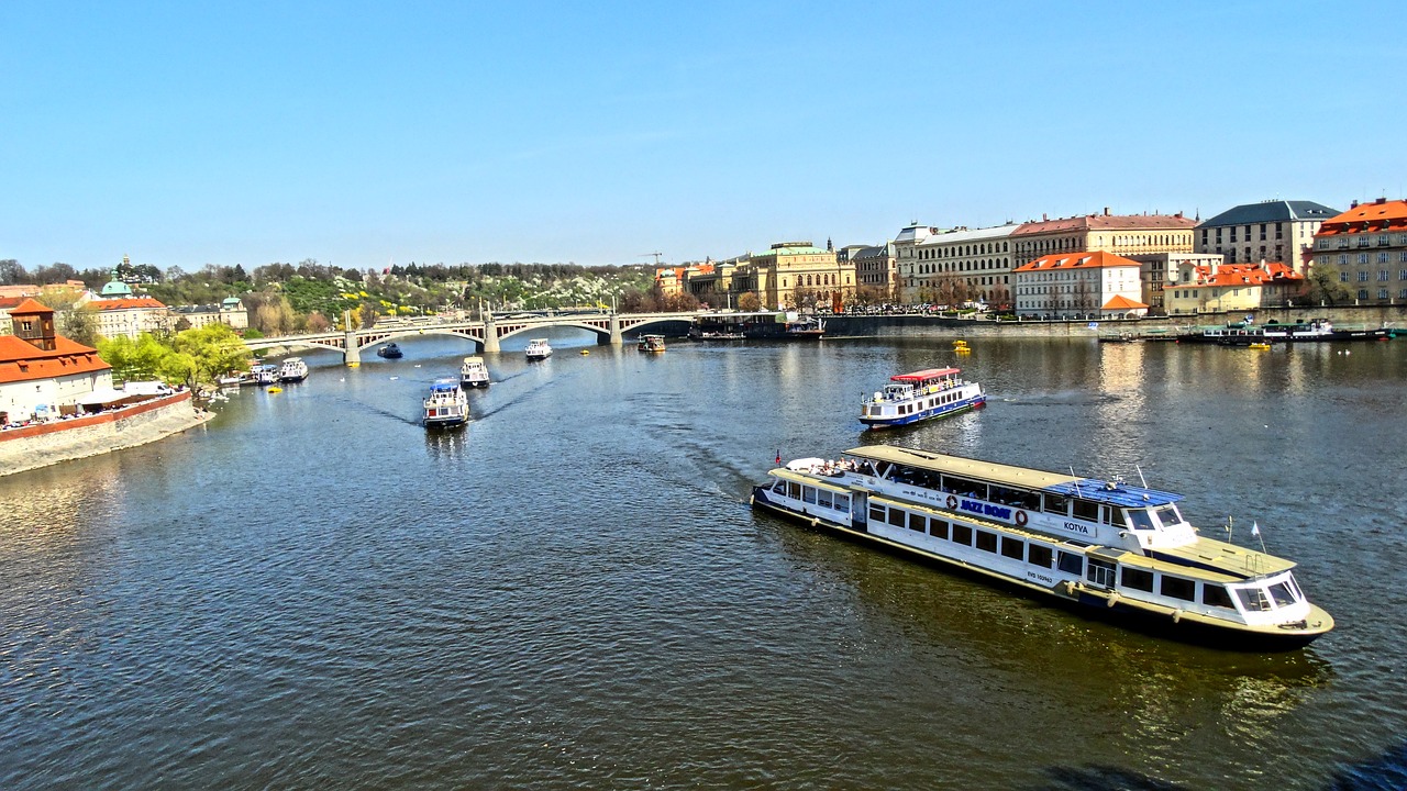 Upė, Prague, Valtis, Žmonės, Nemokamos Nuotraukos,  Nemokama Licenzija