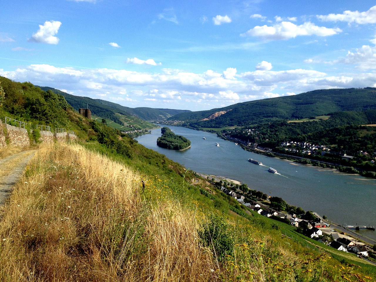 Upė, Rhein, Panorama, Kraštovaizdis, Dangus, Mėlynas, Debesys, Kalvos, Kalnai, Vaizdas