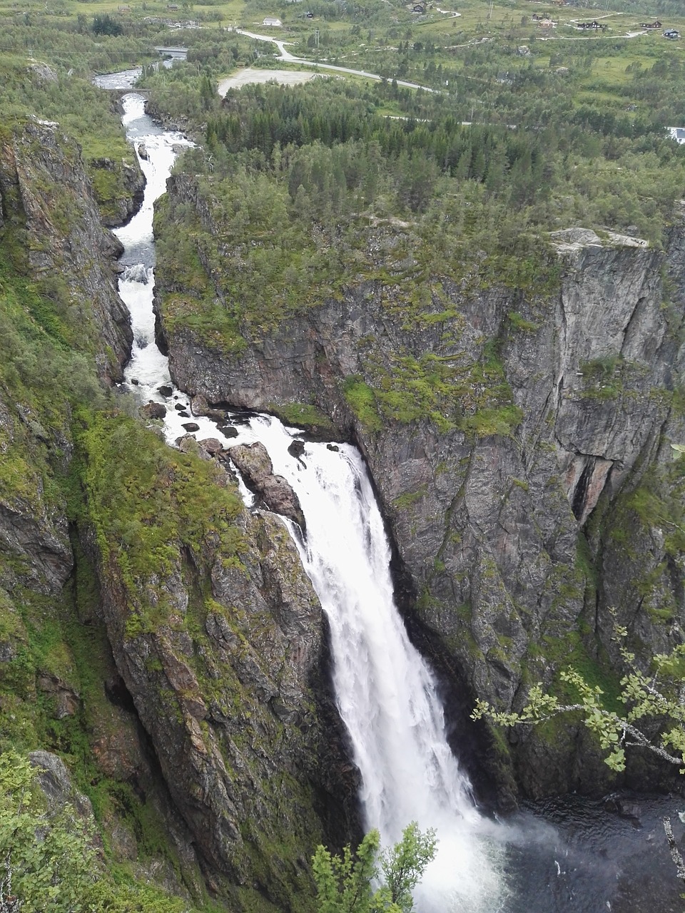 Upė, Krioklys, Vanduo, Kalnas, Aukštas, Norvegija, Kraštovaizdis, Medžiai, Miškas, Žalias