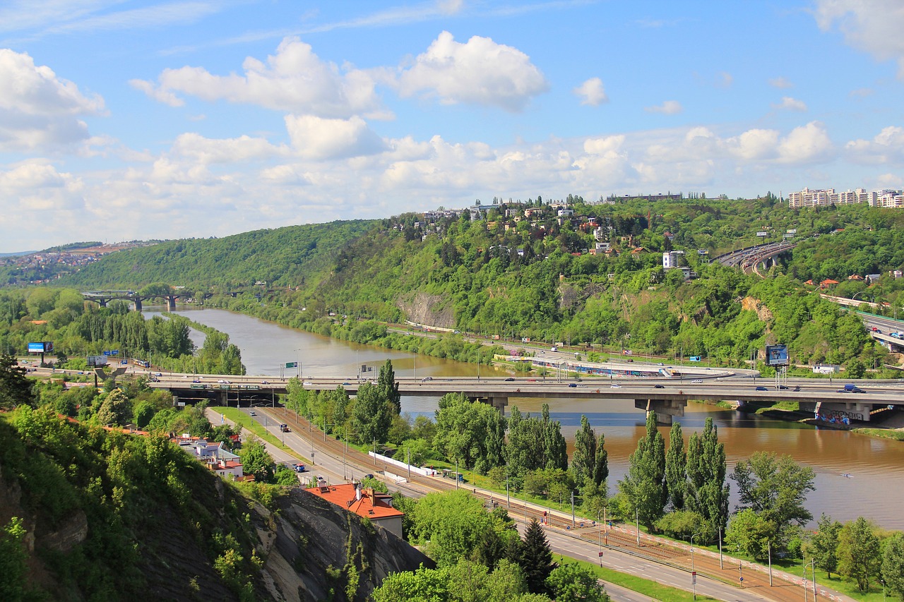 Upė,  Debesys,  Dangus,  Hill,  Čekija,  Praha,  Tiltas,  Akmenys,  Medis, Nemokamos Nuotraukos