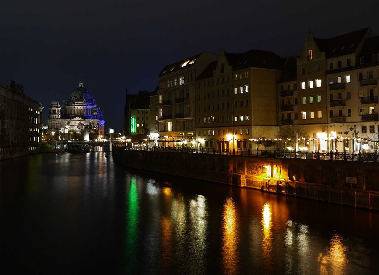Upė, Šurprizas, Berlynas, Kapitalas, Miestas, Architektūra, Naktis, Dokai, Nemokamos Nuotraukos,  Nemokama Licenzija
