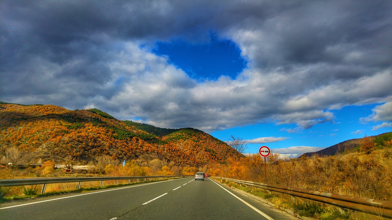 Kelias, Kalvos, Kelionė, Dangus, Miškas, Transportas, Šalis, Vairuoti, Turizmas, Maršrutas