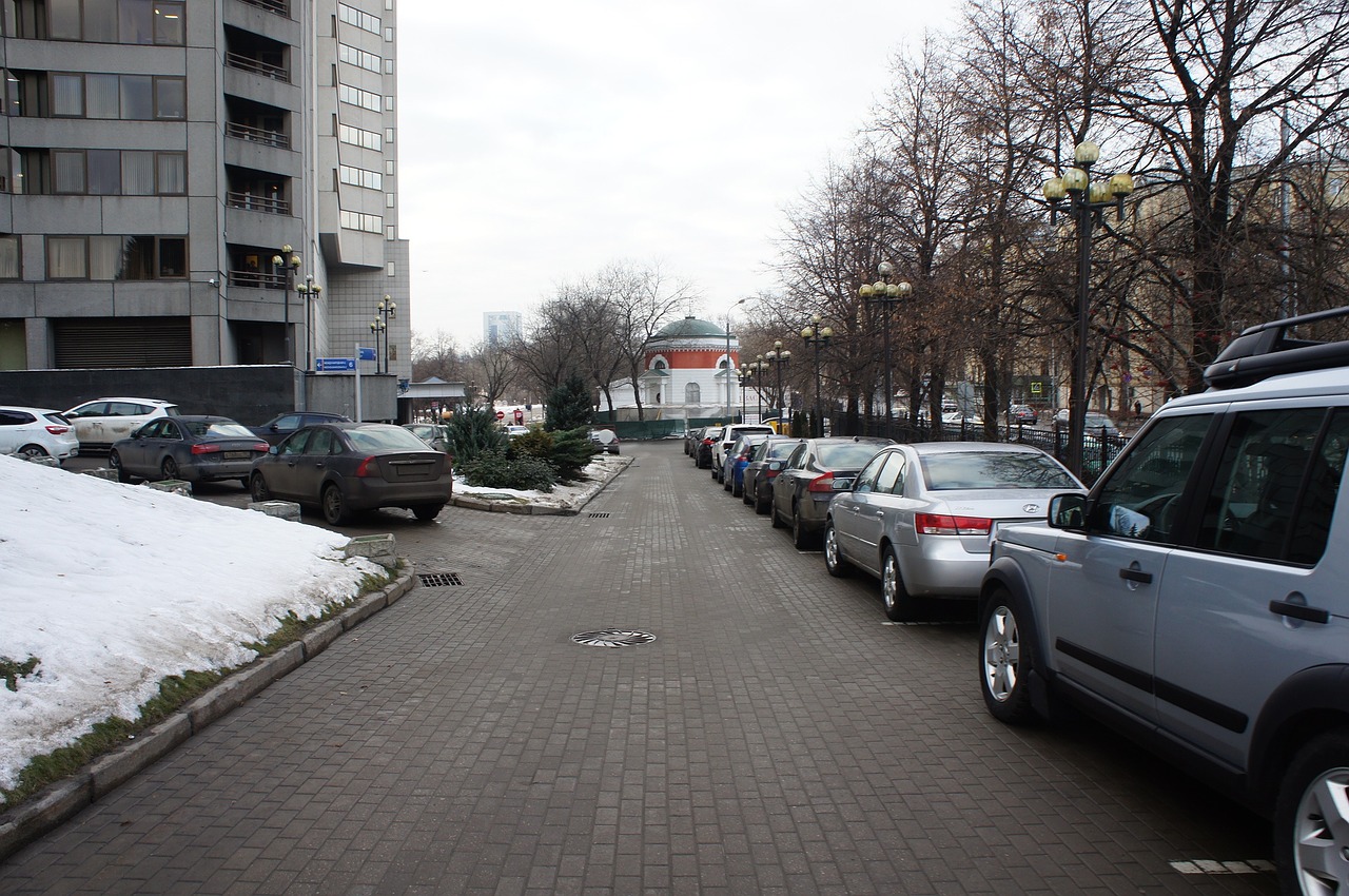 Kelias, Gatvė, Automobiliai, Automobilių Stovėjimo Aikštelė, Moscow, Rusija, Nemokamos Nuotraukos,  Nemokama Licenzija