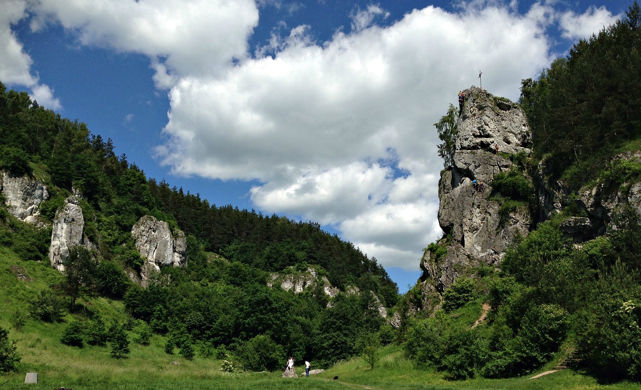 Akmenys, Kalkakmeniai, Kraštovaizdis, Gamta, Lenkija, Jura Krakowsko Częstochowa, Dolina Kobylańska, Šventė, Kelionė, Turistai