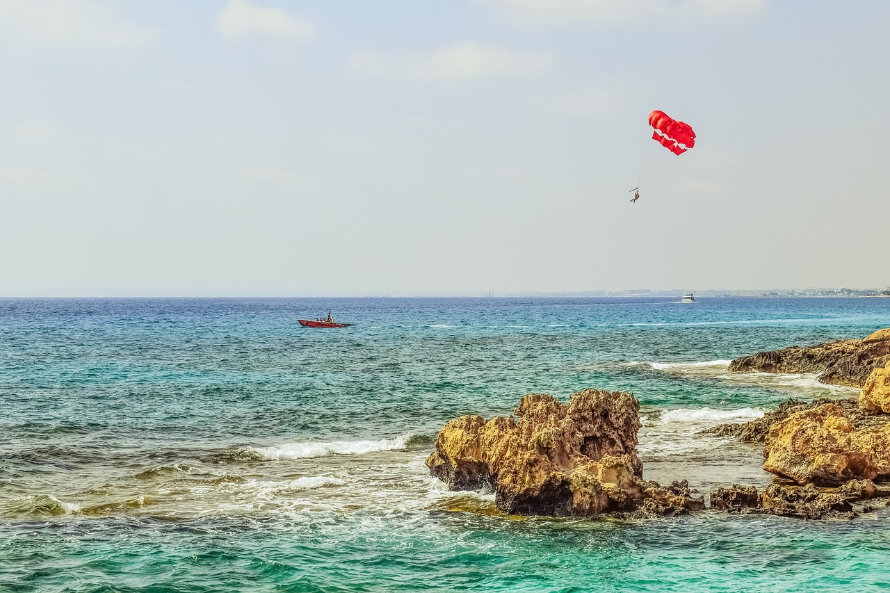 Uolos Pakrantė, Jūra, Kraštovaizdis, Parašiutas, Paragliding, Peizažas, Turizmas, Ayia Napa, Kipras, Nemokamos Nuotraukos