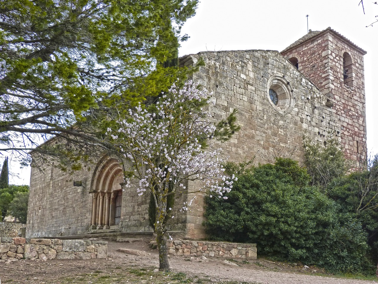 Romaniškoji Bažnyčia, Siurana, Kraštovaizdis, Nemokamos Nuotraukos,  Nemokama Licenzija