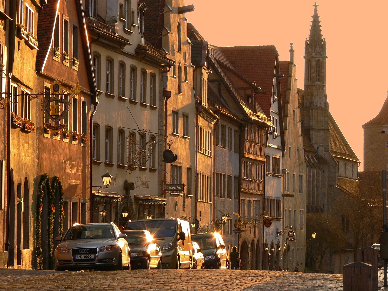 Rothenburg, Tauber, Mr. Linija, Vakarinė Šviesa, Viešbutis Eisenhut, Avalhe Wohlfahrt, Bavarija, Swiss Francs, Nemokamos Nuotraukos,  Nemokama Licenzija