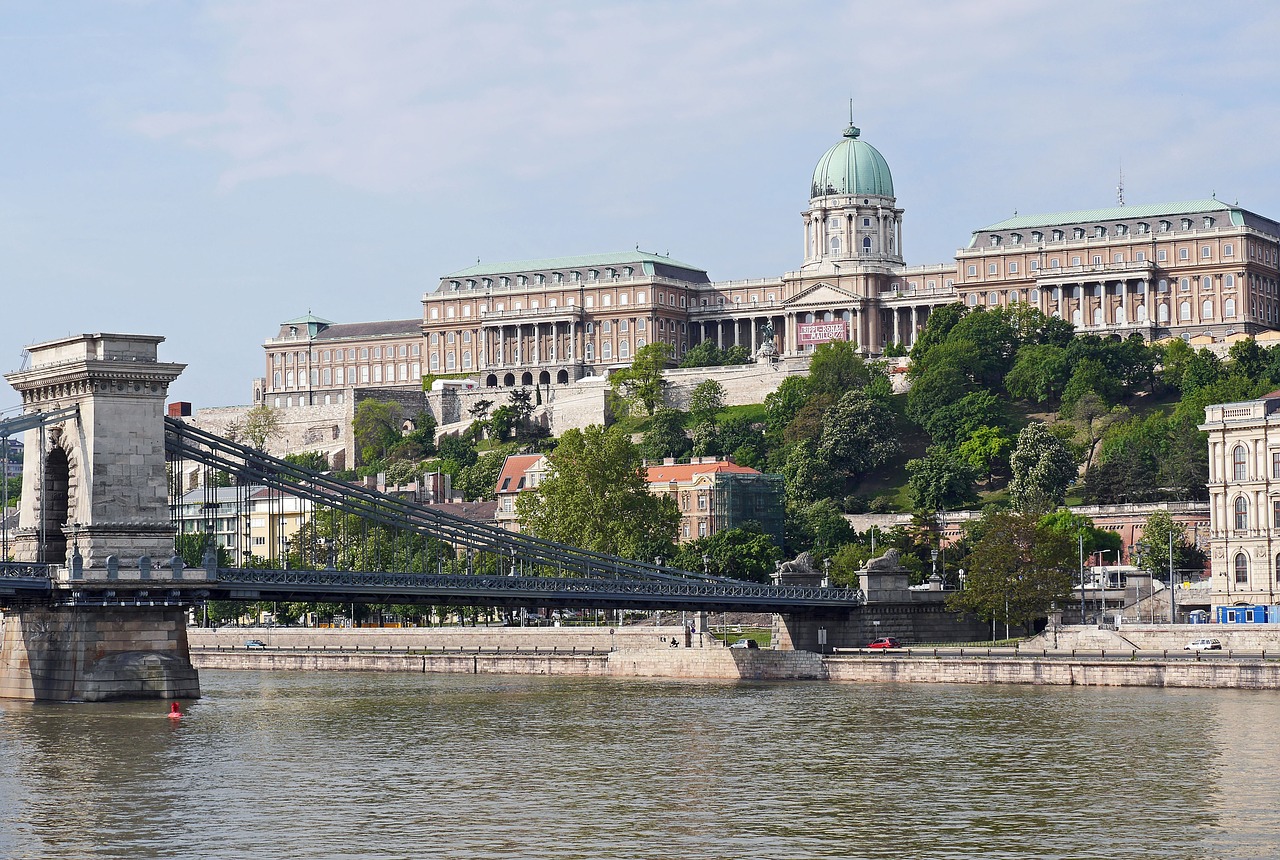 Karališkasis Rūmai, Budapest, Grandinės Tiltas, Danube, Upė, Dabartinis, Slėnio Vaizdas, Vežėjas, Ramstis, Bankas