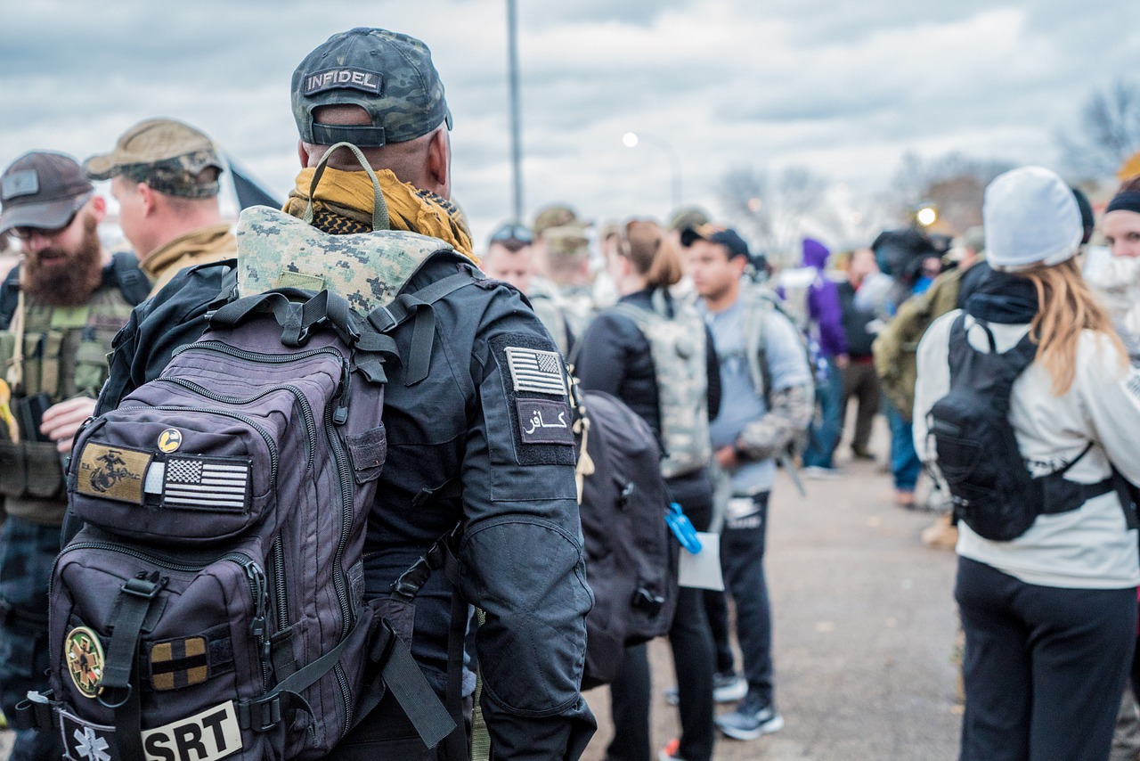 Ruck, Kovas, Armija, Jūrų, Karinis Jūrų Laivynas, Lėktuvų Bilietai, Kariuomenė, Broliai, Kuprinė, Nemokamos Nuotraukos