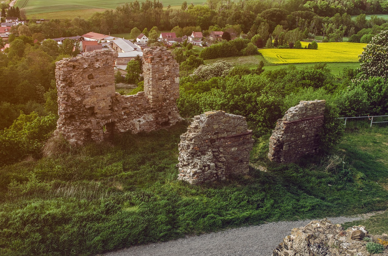 Sugadinti, Pilis, Kraštovaizdis, Vasara, Romanesque, Gamta, Nemokamos Nuotraukos,  Nemokama Licenzija