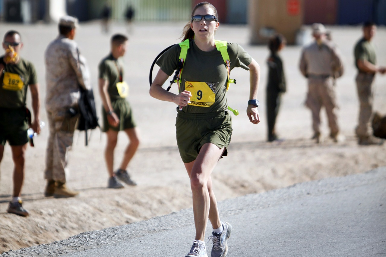 Bėgikas, Lenktynės, Varzybos, Moteris, Sportininkas, Maratonas, Aktyvus, Jogger, Bėgiojimas, Fitnesas