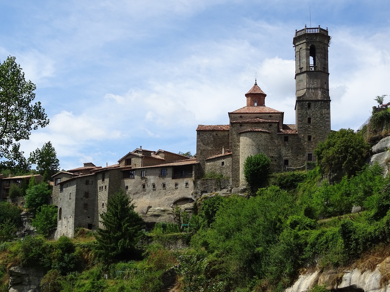 Rupit, Katalonija, Catalunya, Žmonės, Kraštovaizdis, Akmenys, Ispanija, Bažnyčia, Nemokamos Nuotraukos,  Nemokama Licenzija