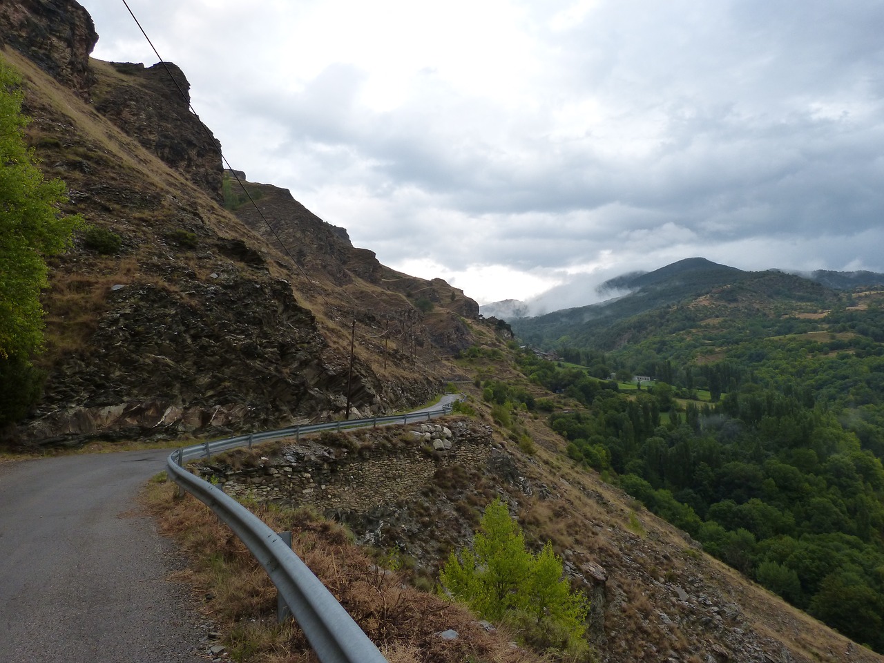 Kaimo Kelias, Pyrenee Catalunya, Kraštovaizdis, Aukštas Kalnas, Audra, Pallars Sobirà, Nemokamos Nuotraukos,  Nemokama Licenzija
