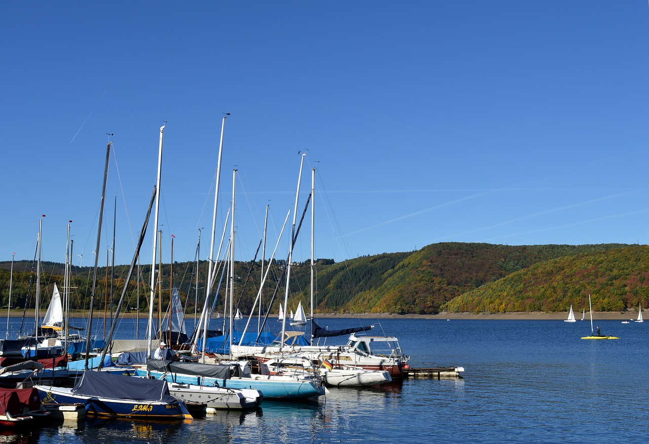 Rurtalsperre, Schwammenauel, Eifel, Ežeras, Vanduo, Vokietija, Valtys, Burlaiviai, Prieplauka, Laivai