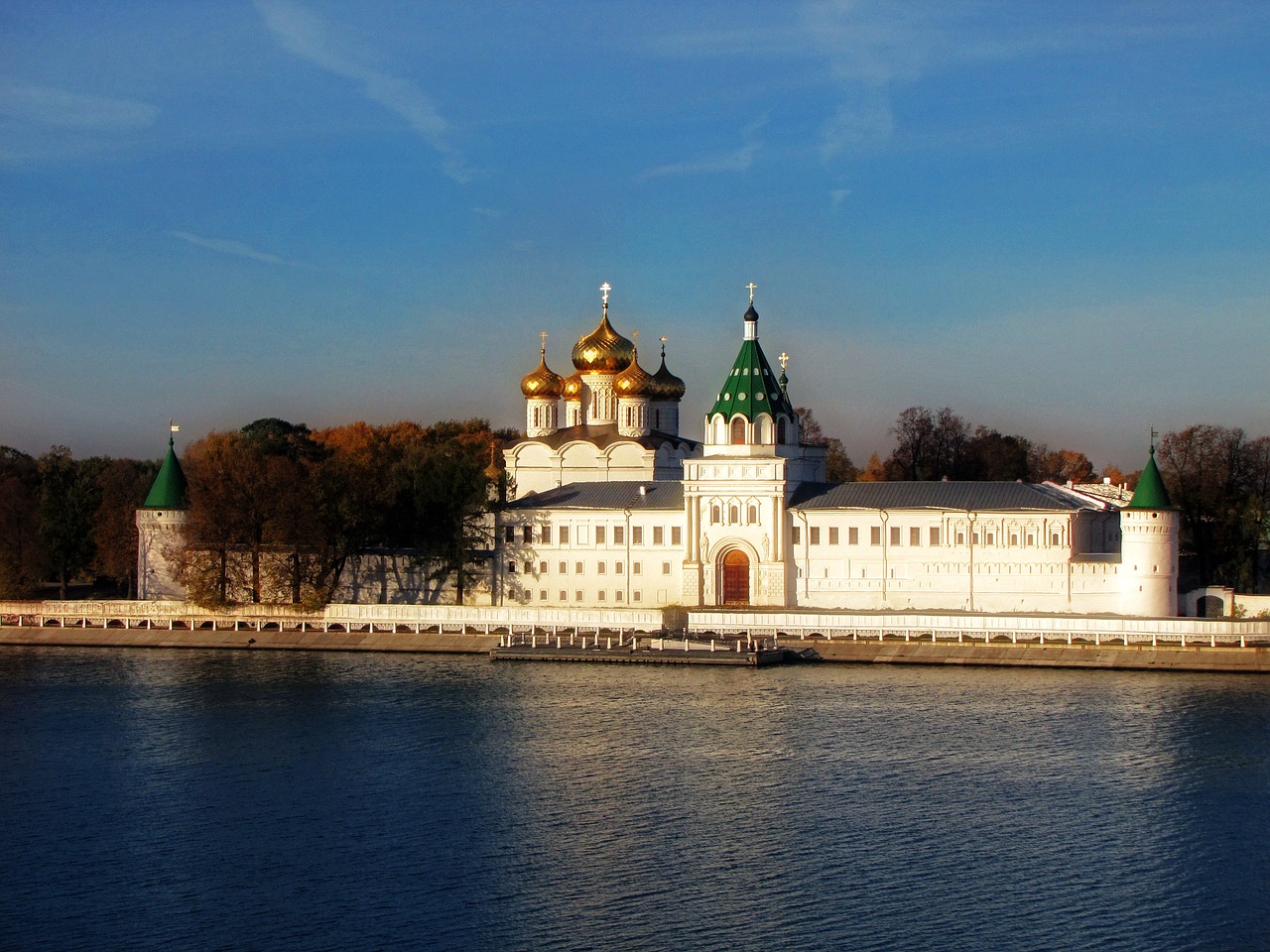 Rusija, Kostroma, Istorija, Architektūra, Religija, Vienuolynas, Ipatijų Vienuolynas, Upė, Vanduo, Dangus