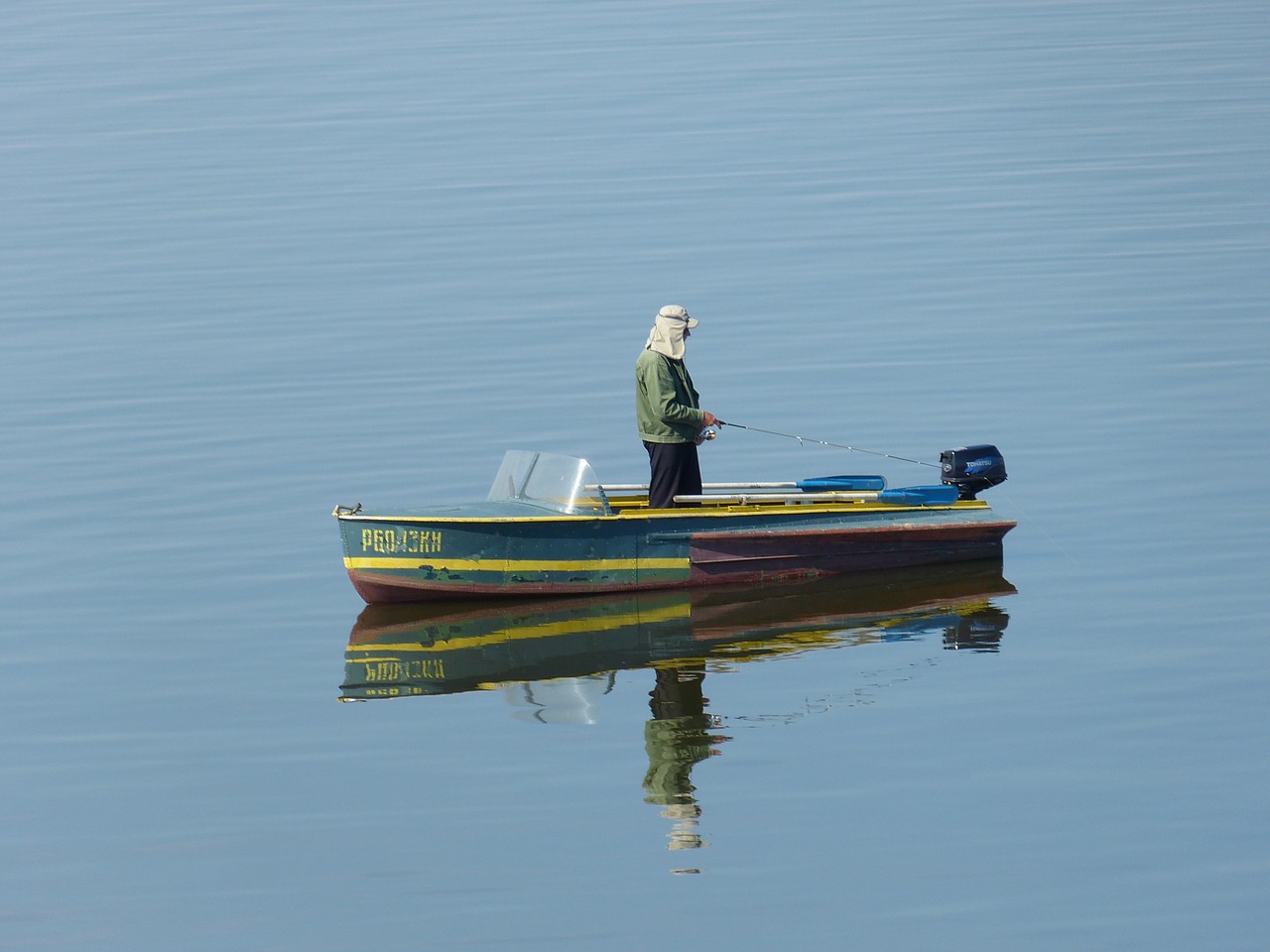 Rusija, Volga, Fischer, Žuvis, Žvejys, Boot, Upė, Upės Kruizas, Auksinis Žiedas, Veidrodis