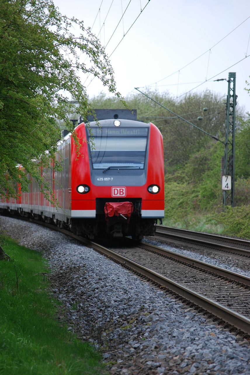 S Bahn, Traukinys, Eismas, Geležinkelio Stotis, Avarinis Stabdys, Techninis Įtaisas, Nemokamos Nuotraukos,  Nemokama Licenzija