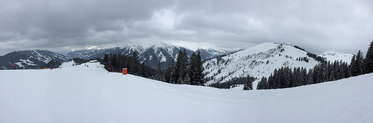 Saalbach,  Saalbach Hinterglemm,  Austrija,  Slidinėti,  Saulė,  Veidrodinis,  Švarus,  Debesys,  Alpine,  Atostogos